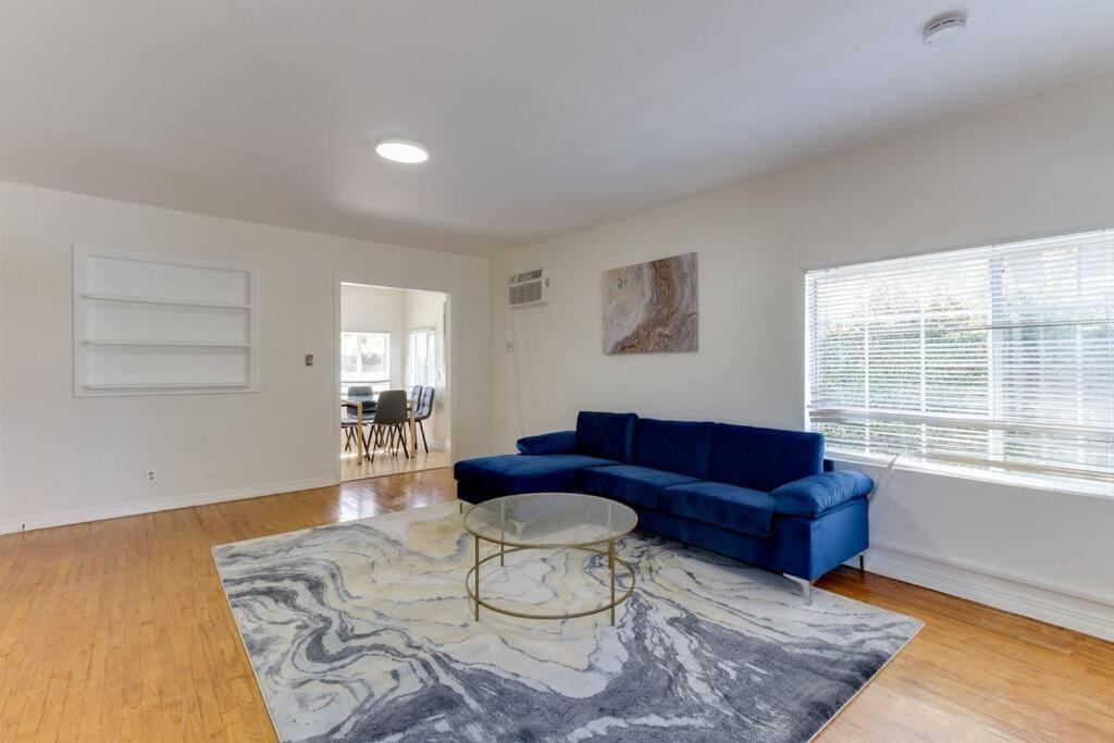 2 Bedroom Mid-wilshire Charmer Close To Downtown Casa vacanze *