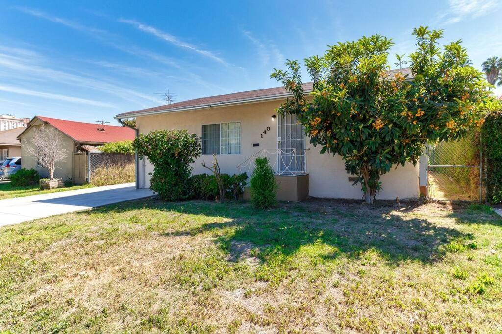 2 Bedroom Mid-wilshire Charmer Close To Downtown Casa vacanze Los Angeles