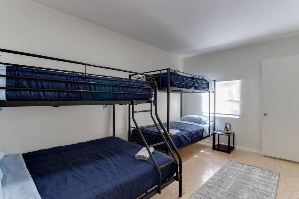 Casa vacanze 2 Bedroom Mid-wilshire Charmer Close To Downtown *